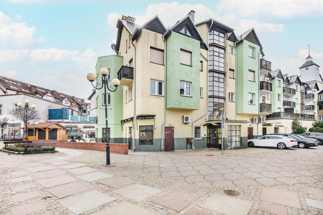 Plac Neptuna - Apartament Z Balkonem - Miedzyzdroje Centrum By Noclegi Renters Exterior photo
