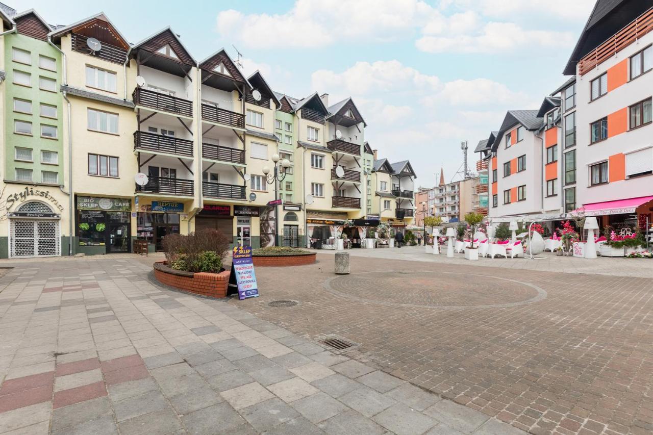 Plac Neptuna - Apartament Z Balkonem - Miedzyzdroje Centrum By Noclegi Renters Exterior photo